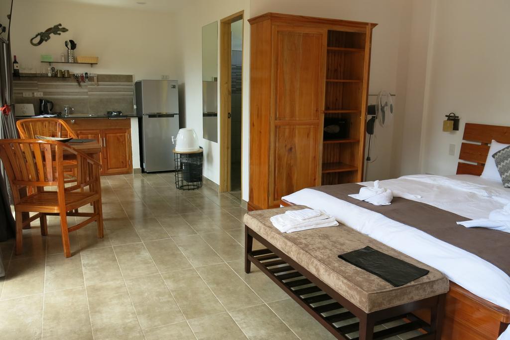 Alona'S Coral Garden Resort (Adults Only) Panglao Exterior photo