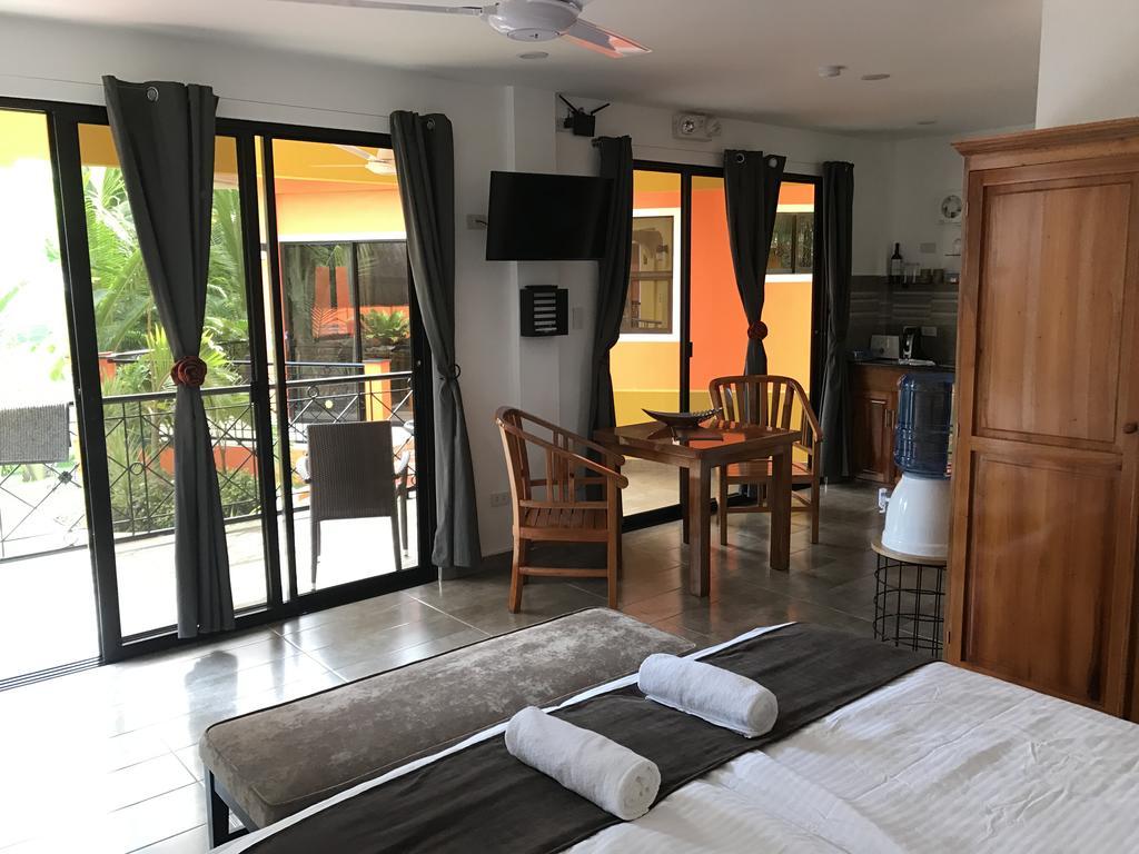 Alona'S Coral Garden Resort (Adults Only) Panglao Exterior photo