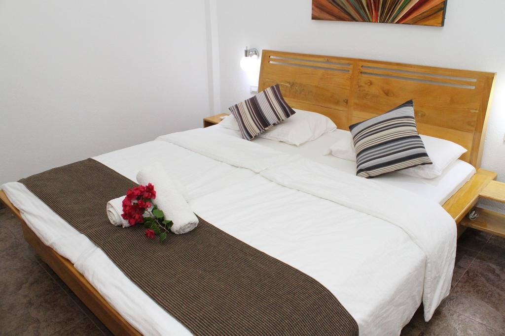 Alona'S Coral Garden Resort (Adults Only) Panglao Exterior photo