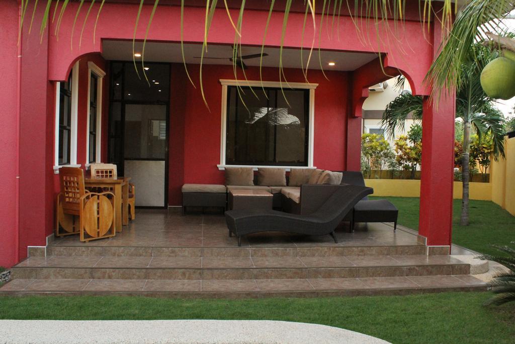 Alona'S Coral Garden Resort (Adults Only) Panglao Exterior photo