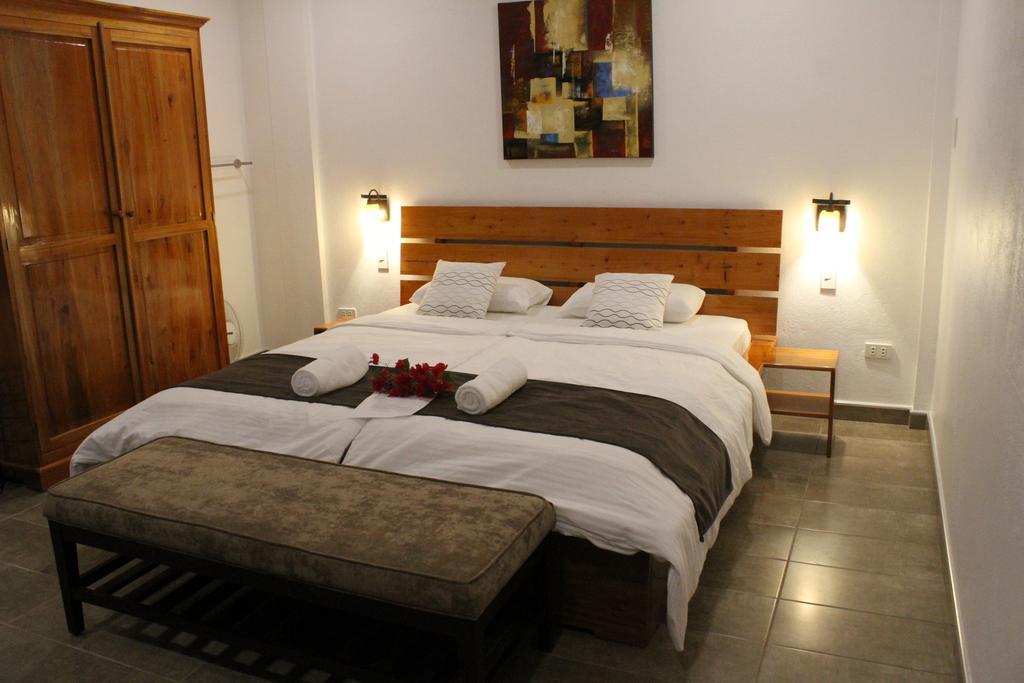 Alona'S Coral Garden Resort (Adults Only) Panglao Exterior photo