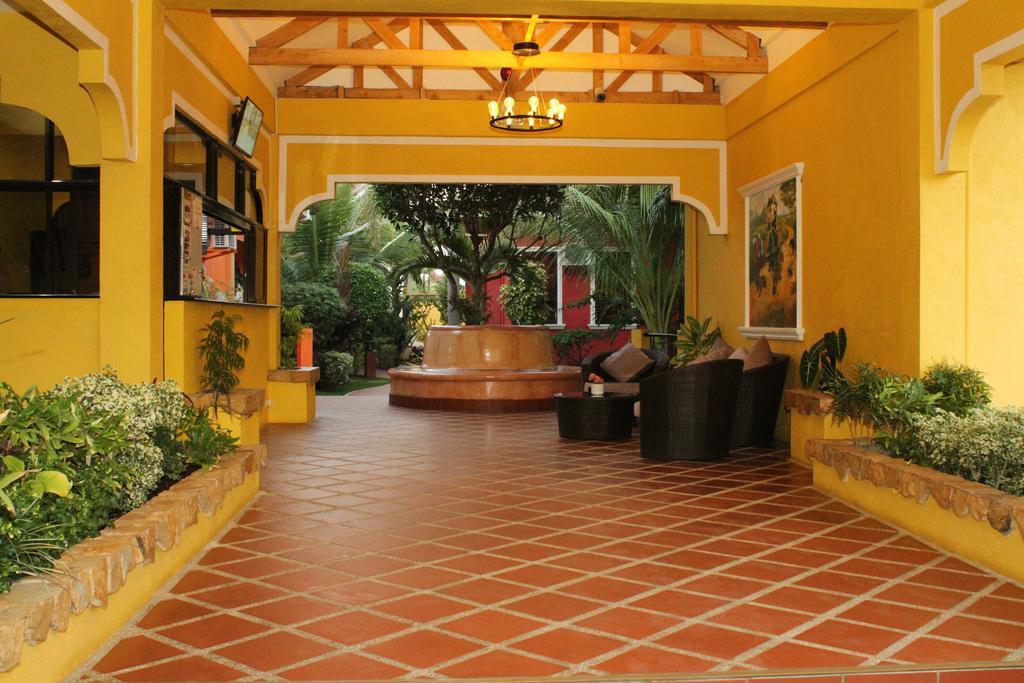 Alona'S Coral Garden Resort (Adults Only) Panglao Exterior photo